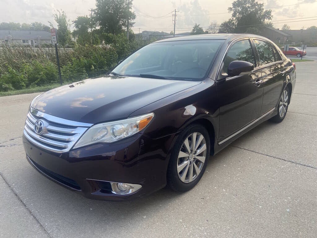 2011 TOYOTA Avalon