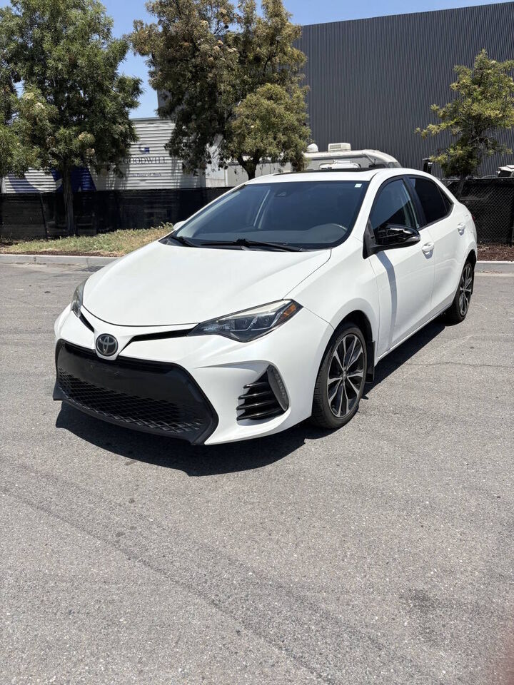 2017 TOYOTA Corolla