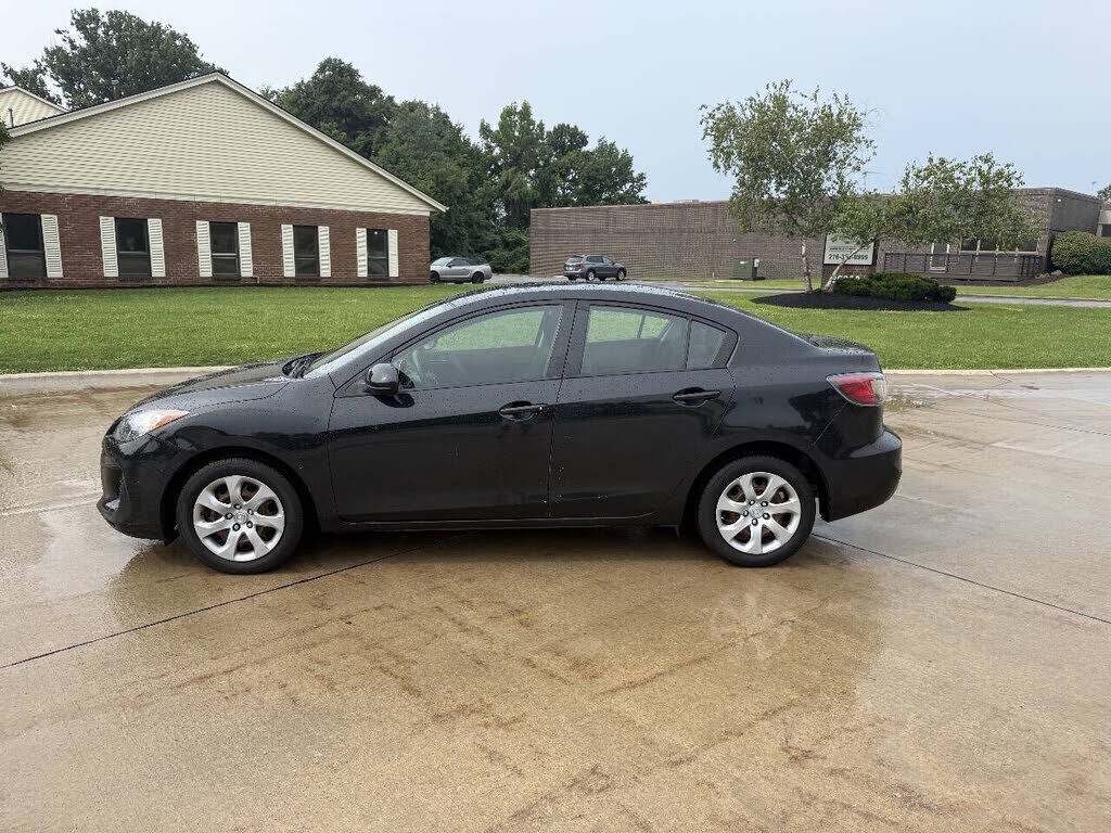 2013 MAZDA Mazda3
