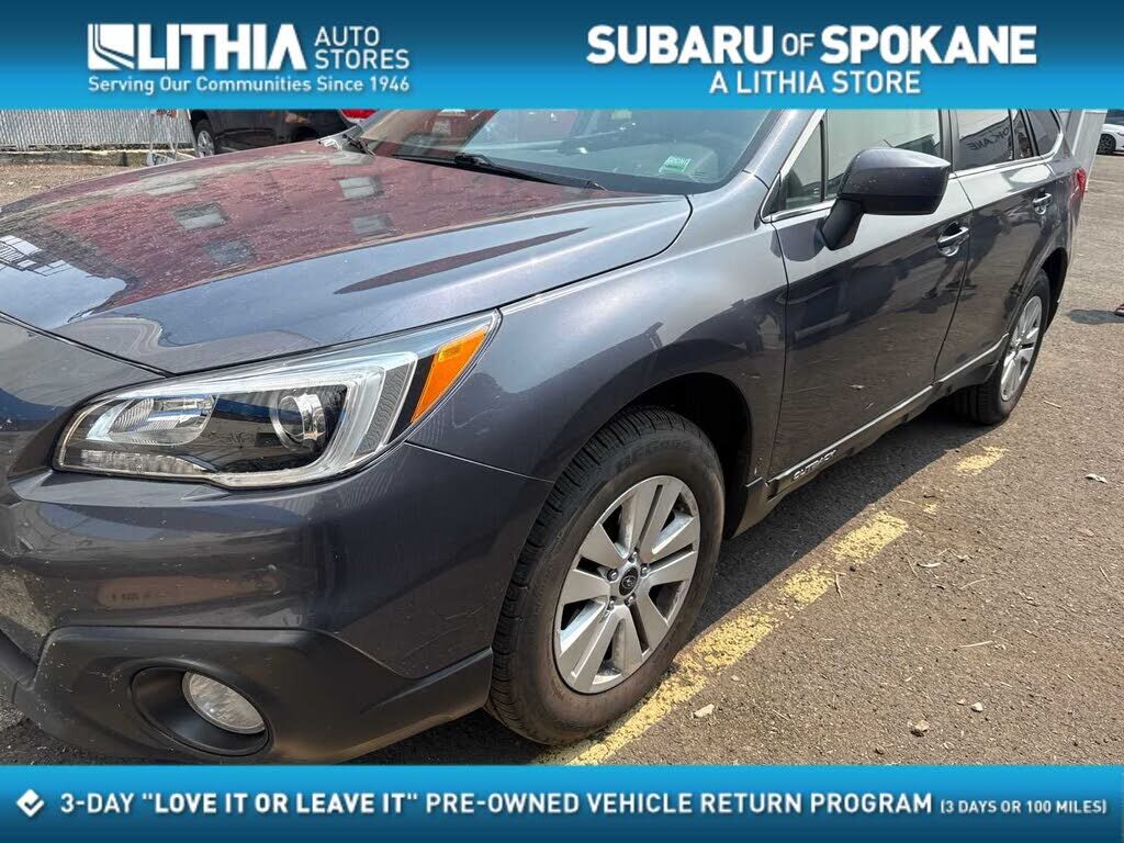 2017 SUBARU Outback