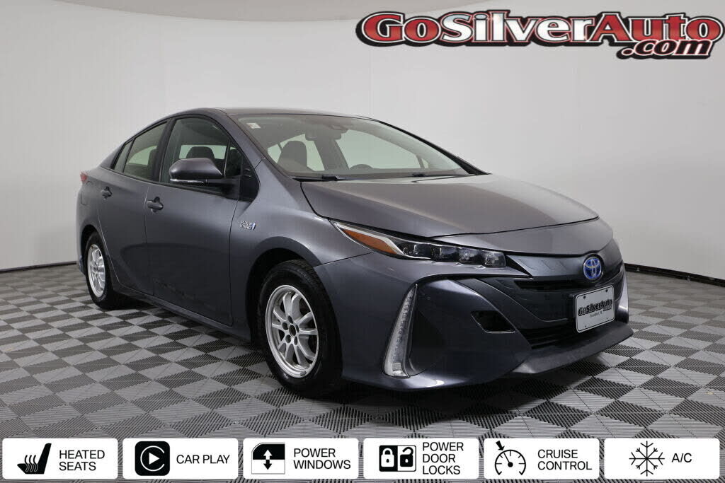 2021 TOYOTA Prius