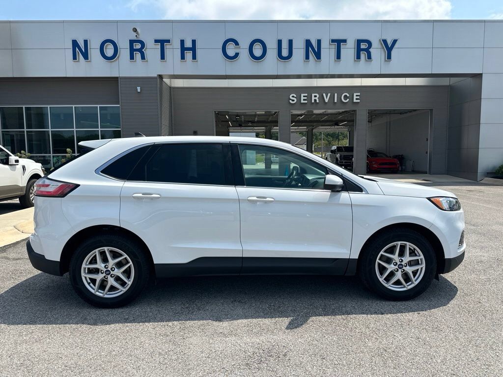 2022 FORD Edge