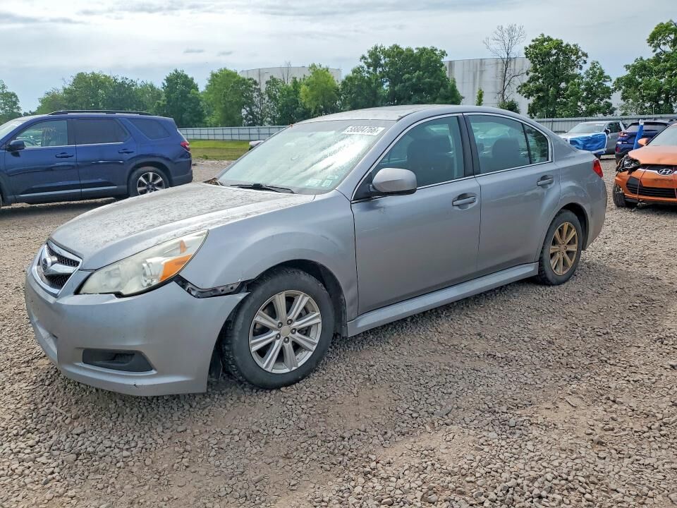 2011 SUBARU Legacy