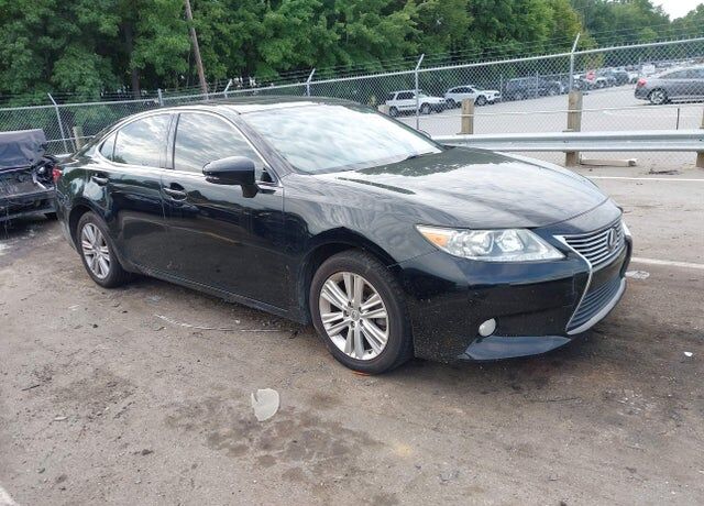 2014 LEXUS ES
