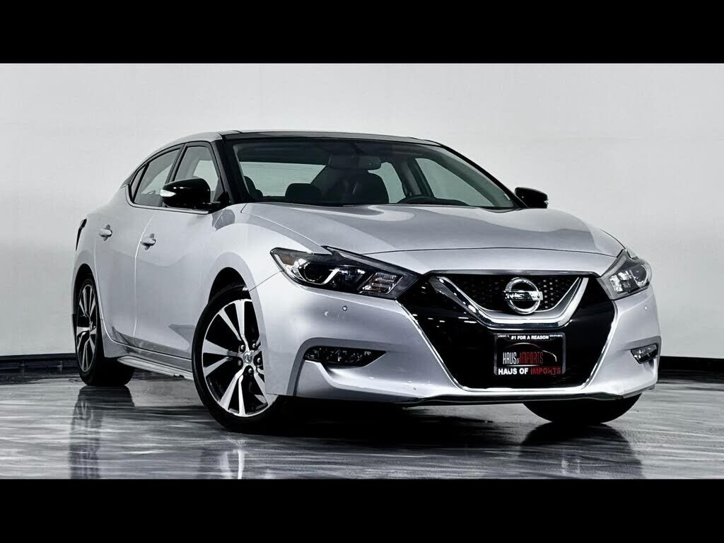 2017 NISSAN Maxima