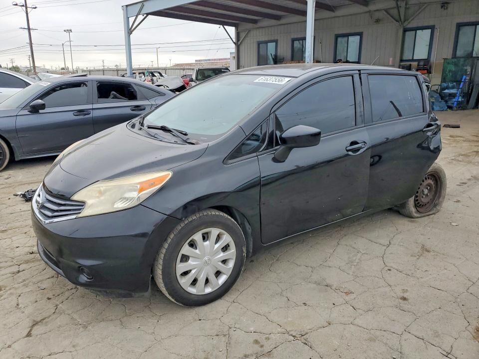 2015 NISSAN Versa