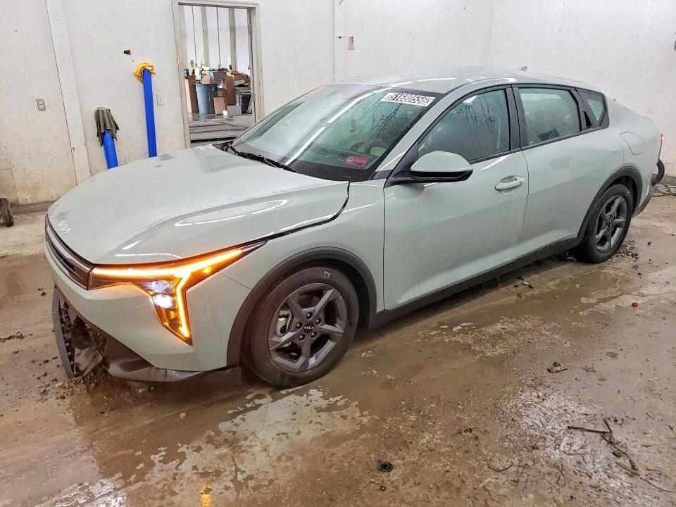 2025 KIA K4