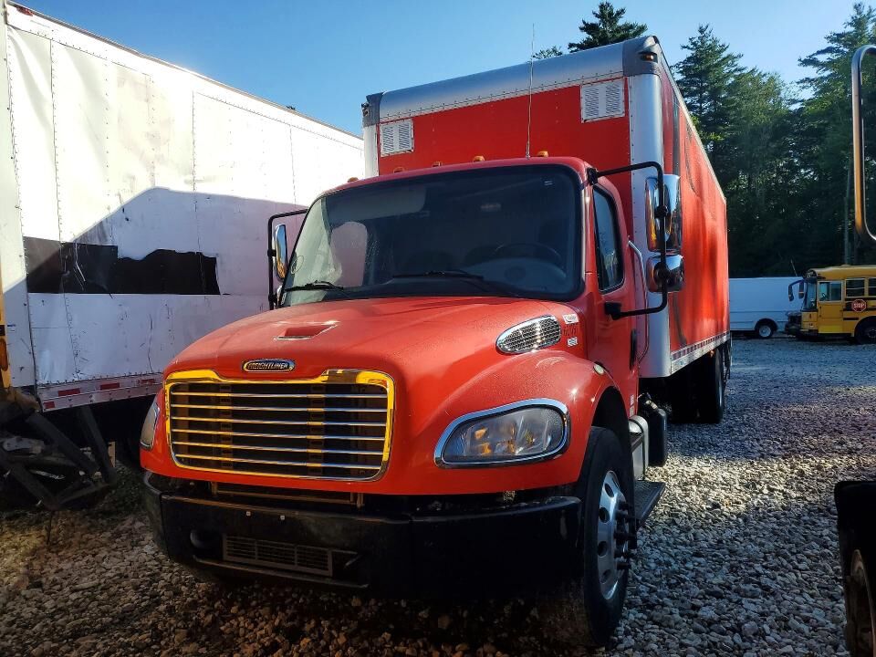 2017 FREIGHTLINER M2