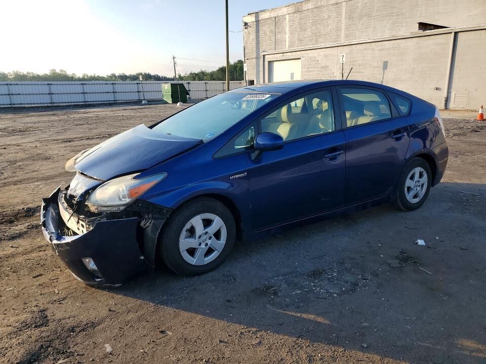 2011 TOYOTA PRIUS