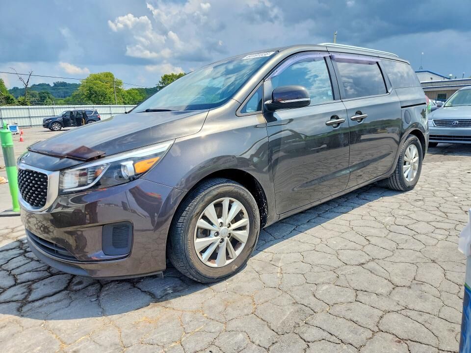 2016 KIA Sedona