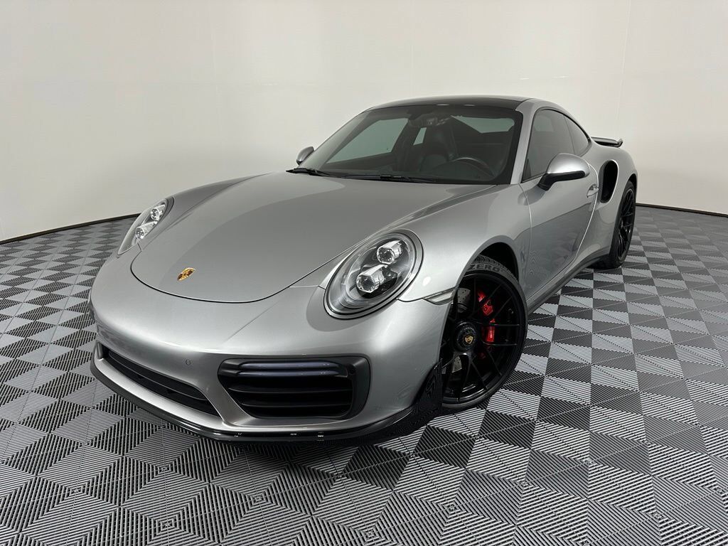 2019 PORSCHE 911