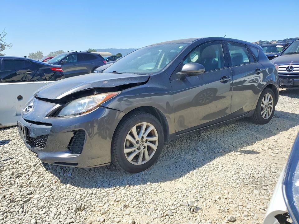 2012 MAZDA Mazda3