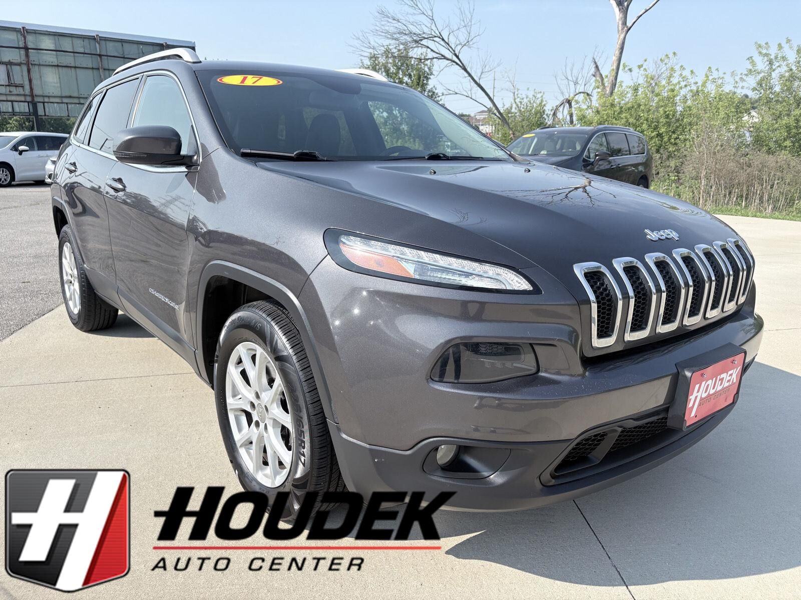 2017 JEEP Cherokee