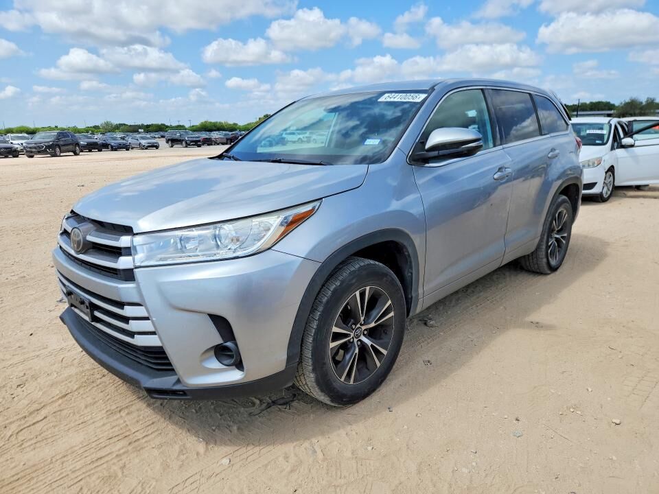 2018 TOYOTA Highlander