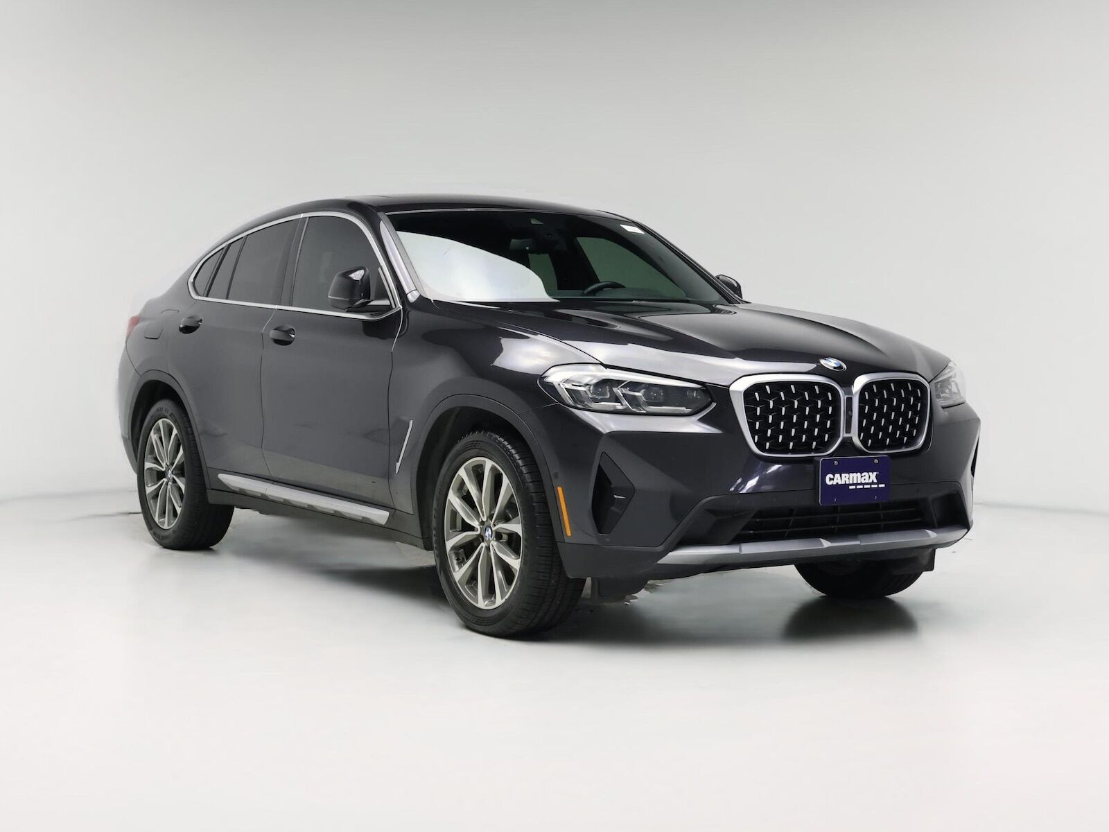 2023 BMW X4