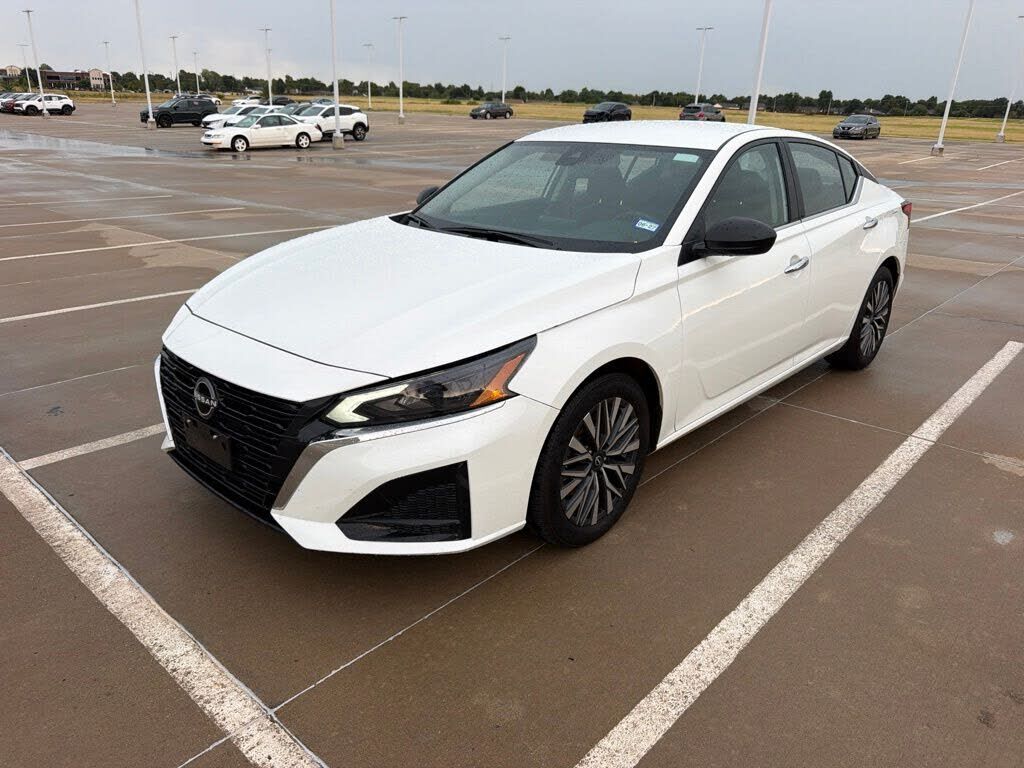 2025 NISSAN Altima