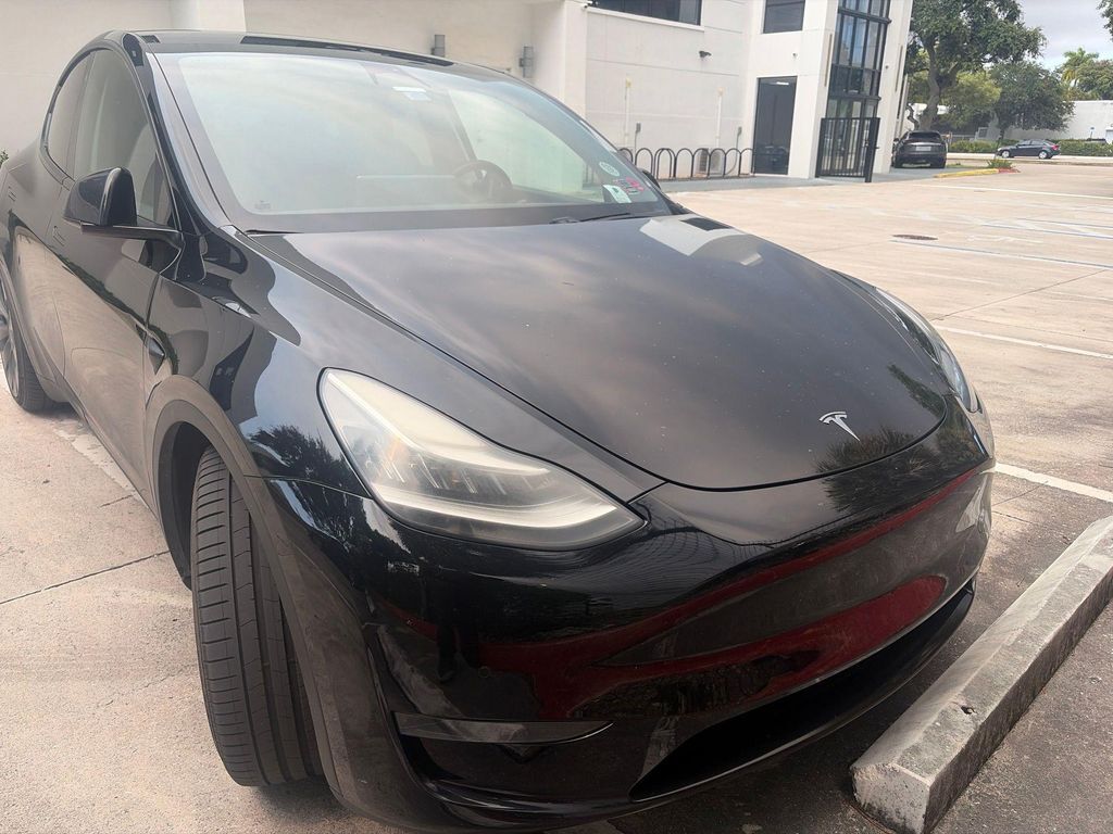 2020 TESLA Model Y