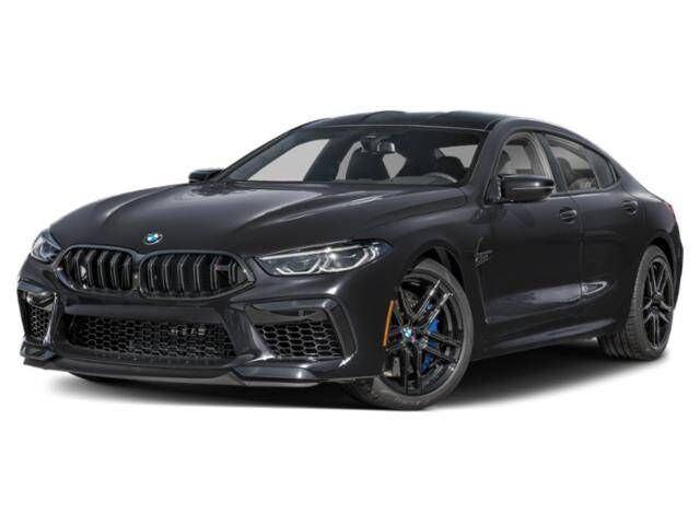 2025 BMW M8