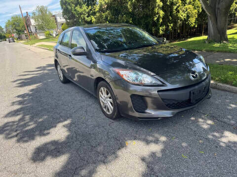 2012 MAZDA Mazda3