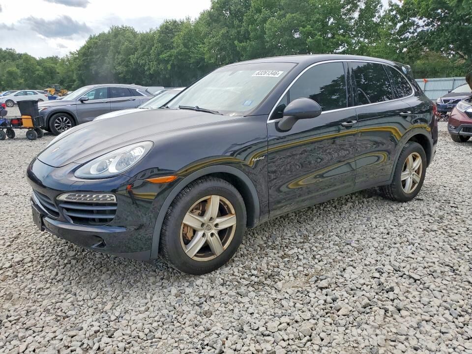 2013 PORSCHE Cayenne