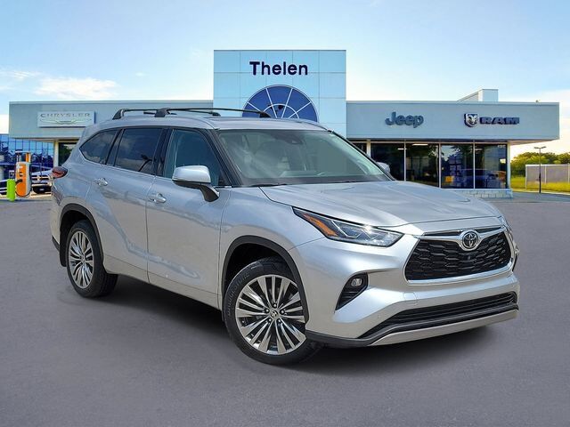 2022 TOYOTA Highlander
