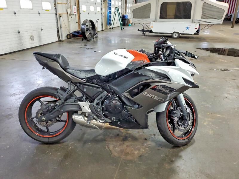 2023 KAWASAKI Ninja