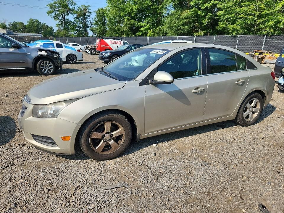 2014 CHEVROLET Cruze