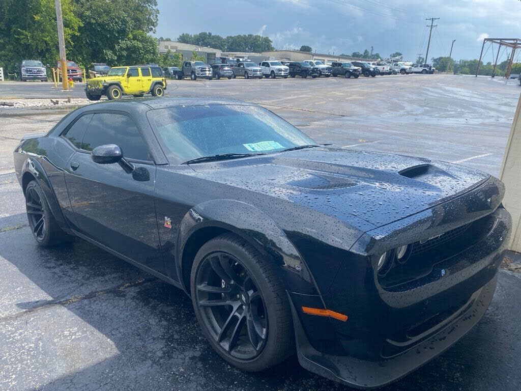 2023 DODGE Challenger