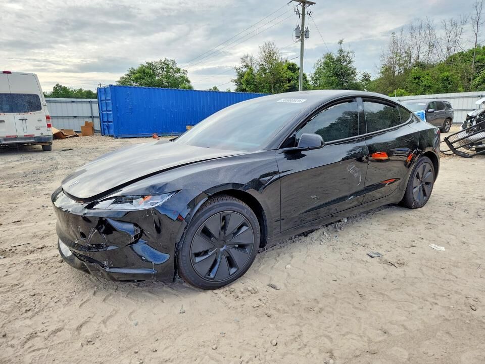2025 TESLA Model 3