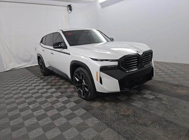 2023 BMW XM
