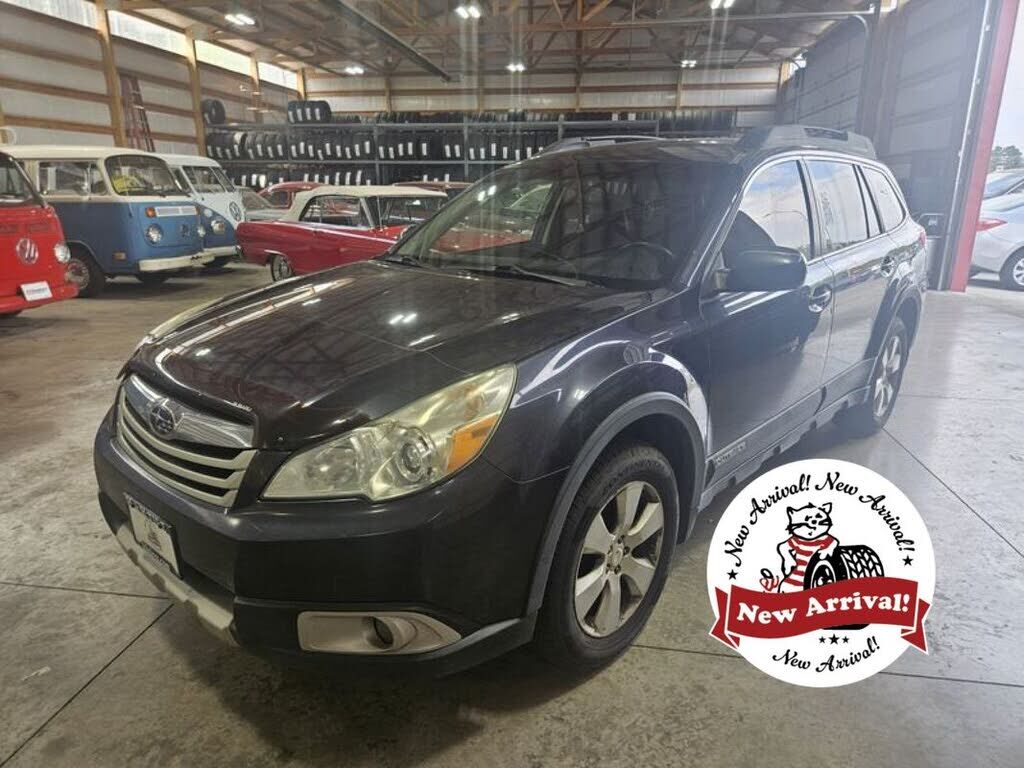 2010 SUBARU Outback
