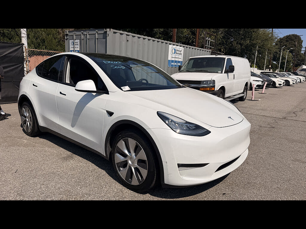 2021 TESLA Model Y
