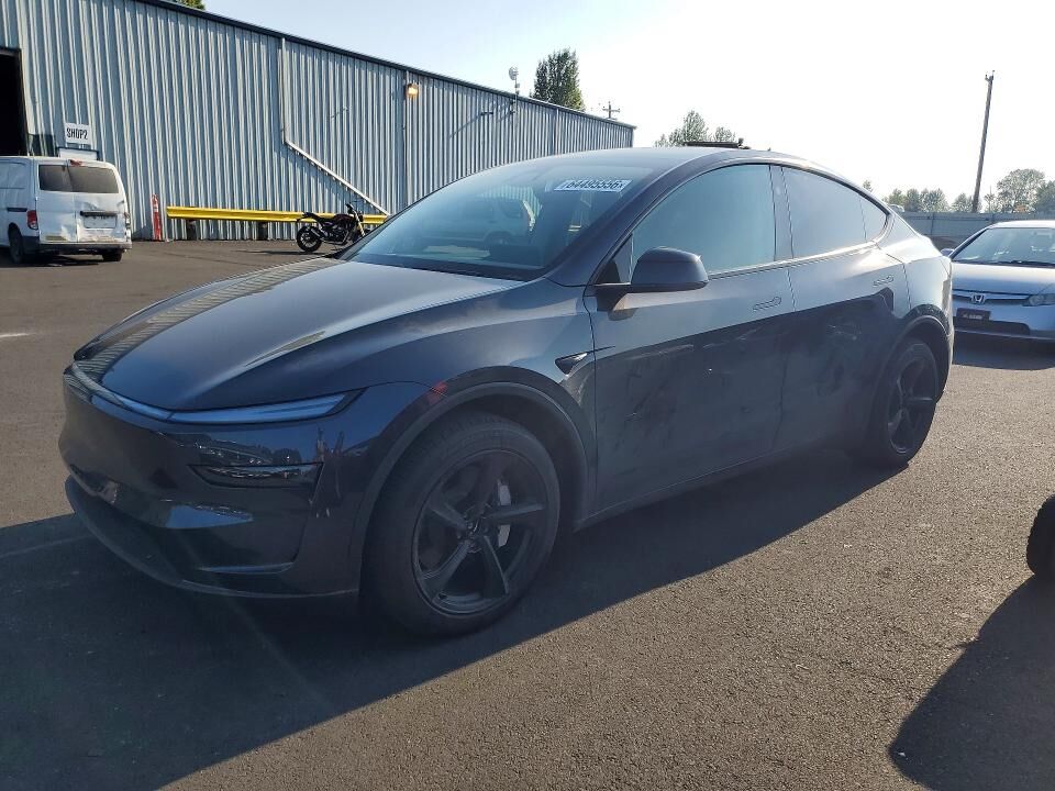 2026 TESLA Model Y