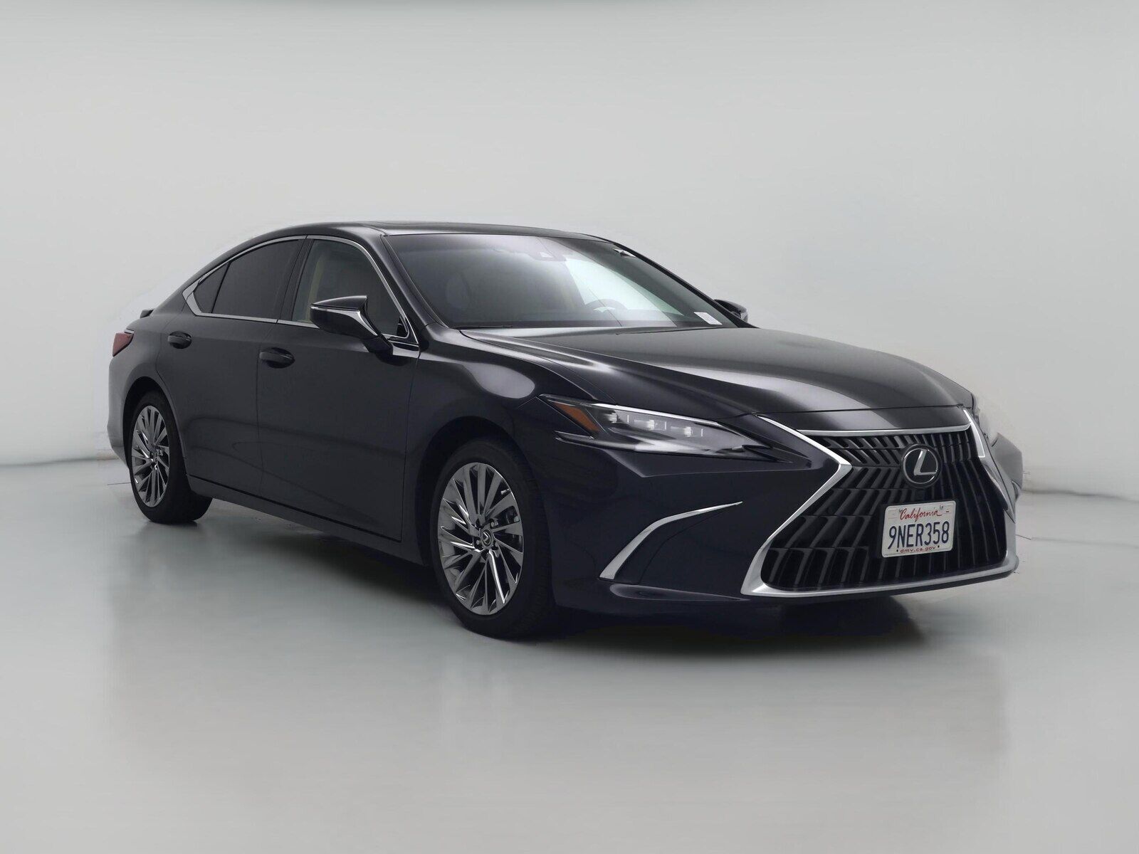 2024 LEXUS ES