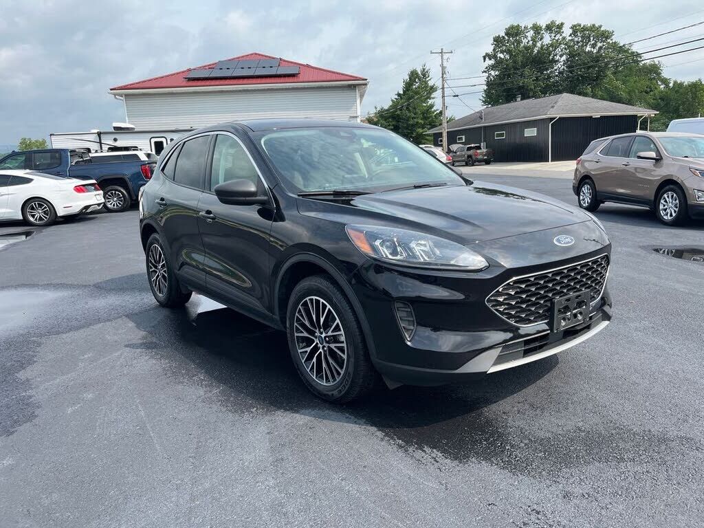 2022 FORD Escape