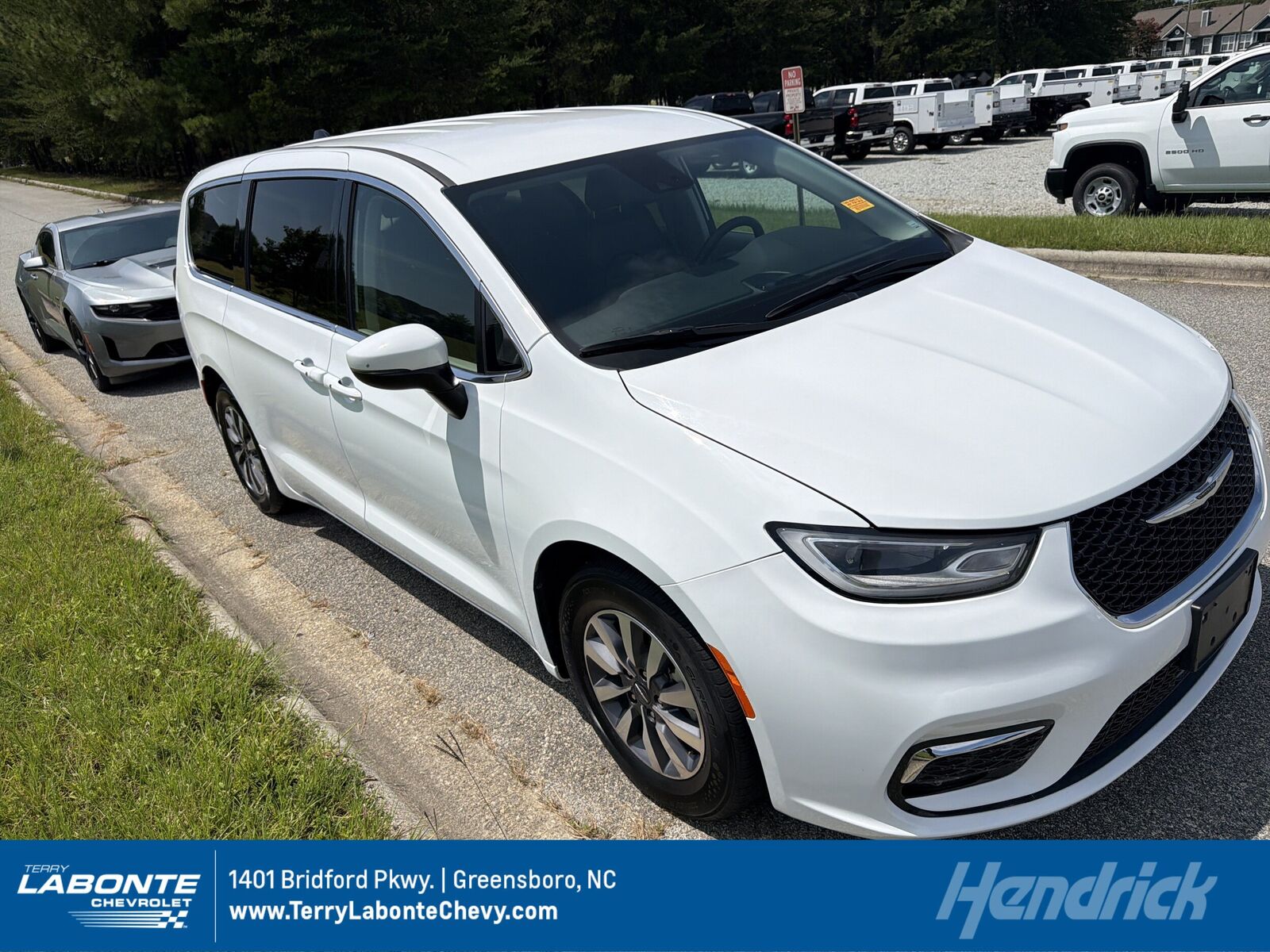 2023 CHRYSLER Pacifica