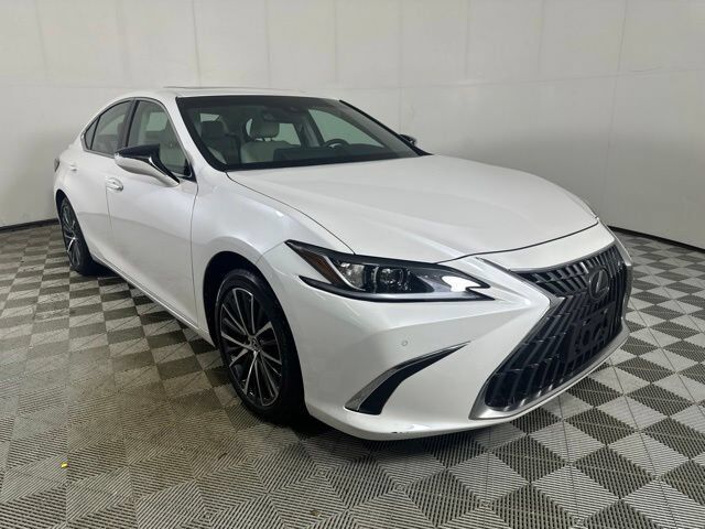 2023 LEXUS ES