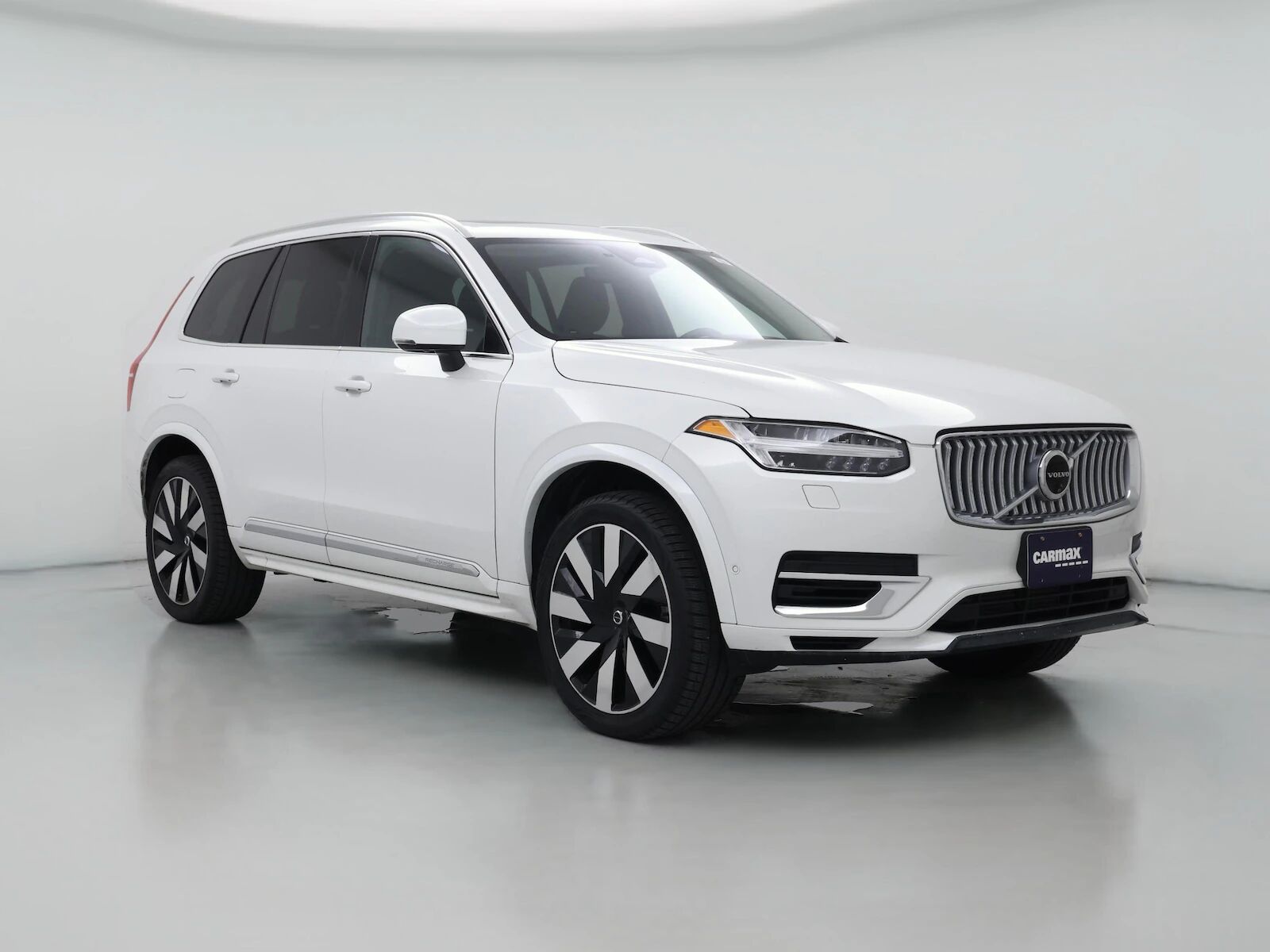 2024 VOLVO XC90