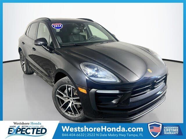 2024 PORSCHE Macan