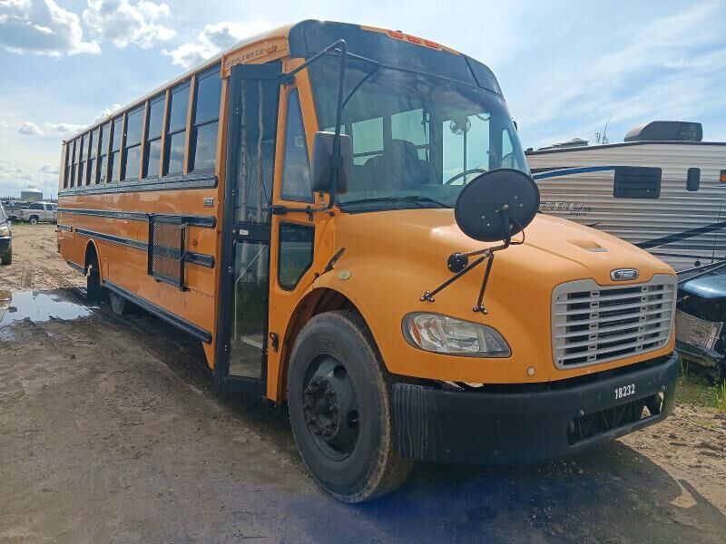 2010 FREIGHTLINER B2 Bus Chassis