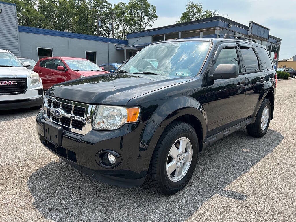2011 FORD Escape