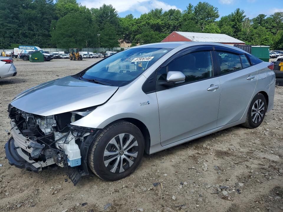 2021 TOYOTA Prius