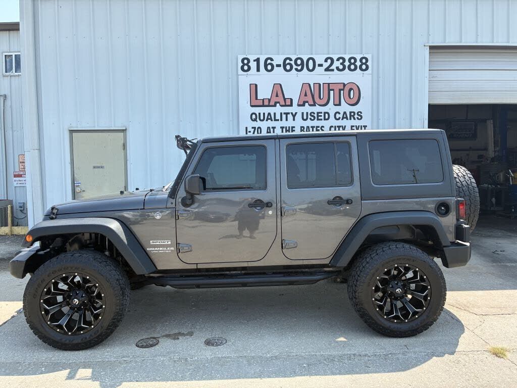 2017 JEEP Wrangler
