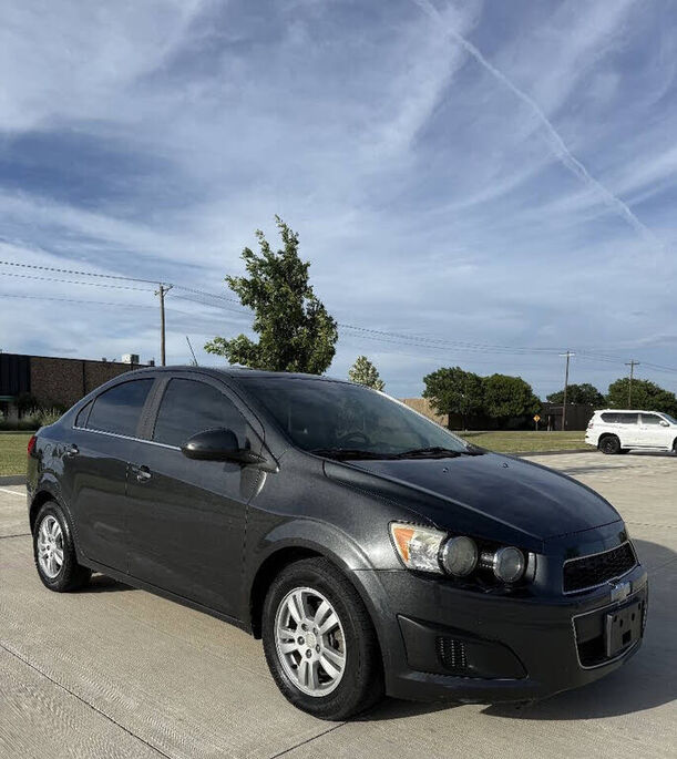 2016 CHEVROLET Sonic
