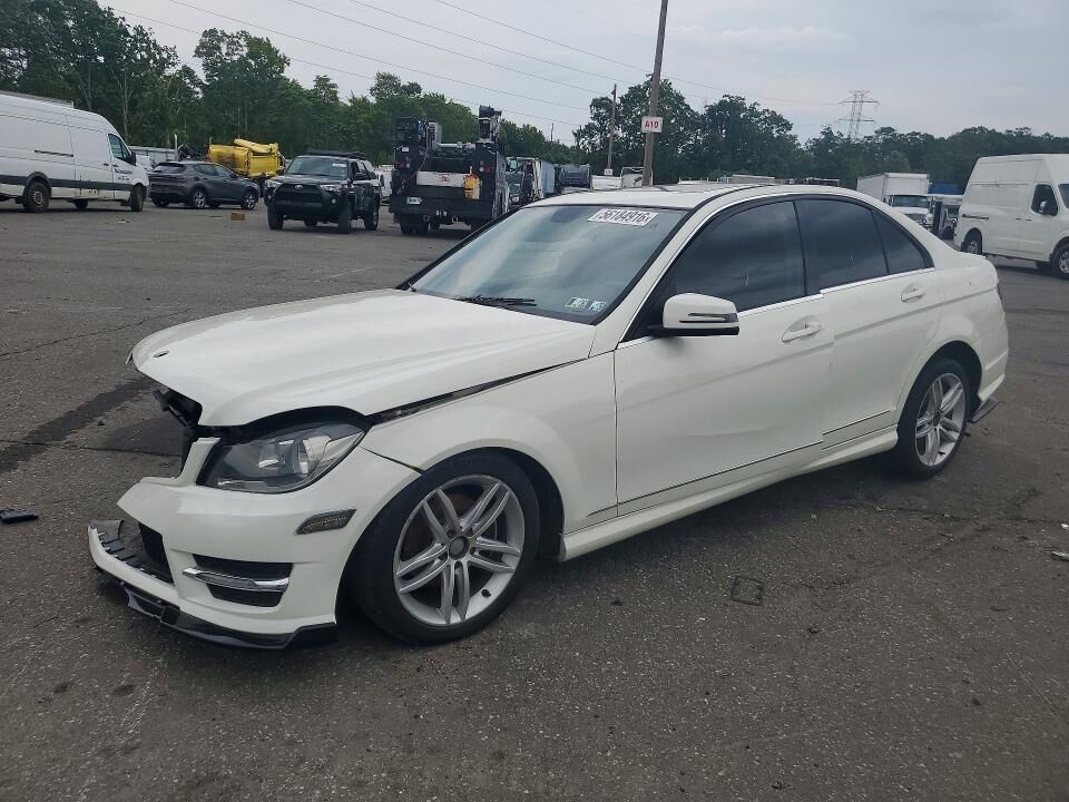 2012 MERCEDES-BENZ C-Class