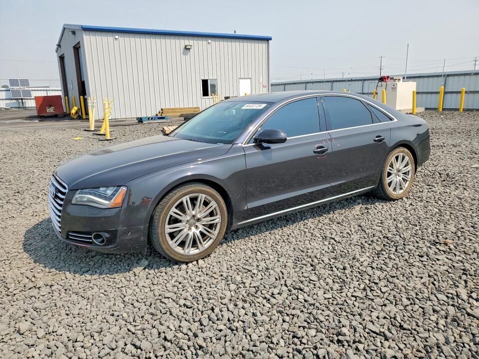 2013 AUDI A8