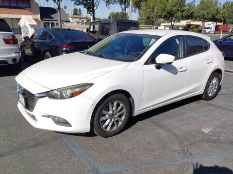 2018 MAZDA Mazda3