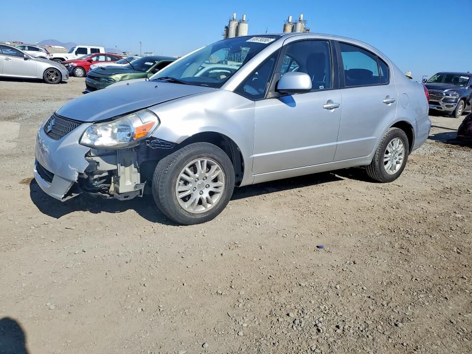 2013 SUZUKI SX4