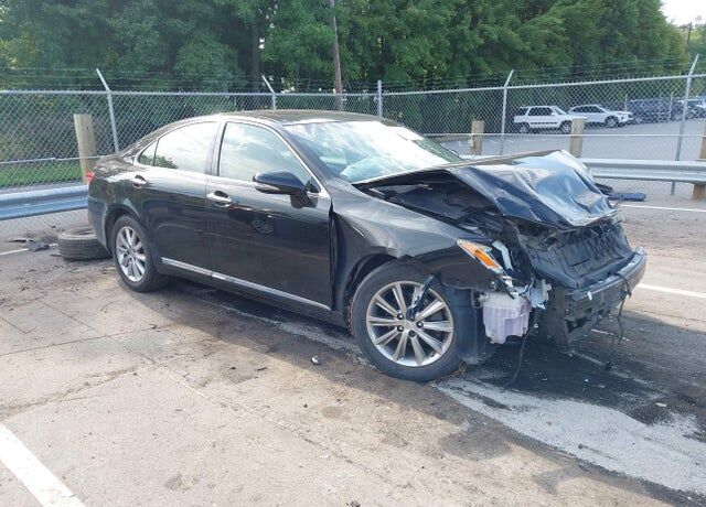 2012 LEXUS ES