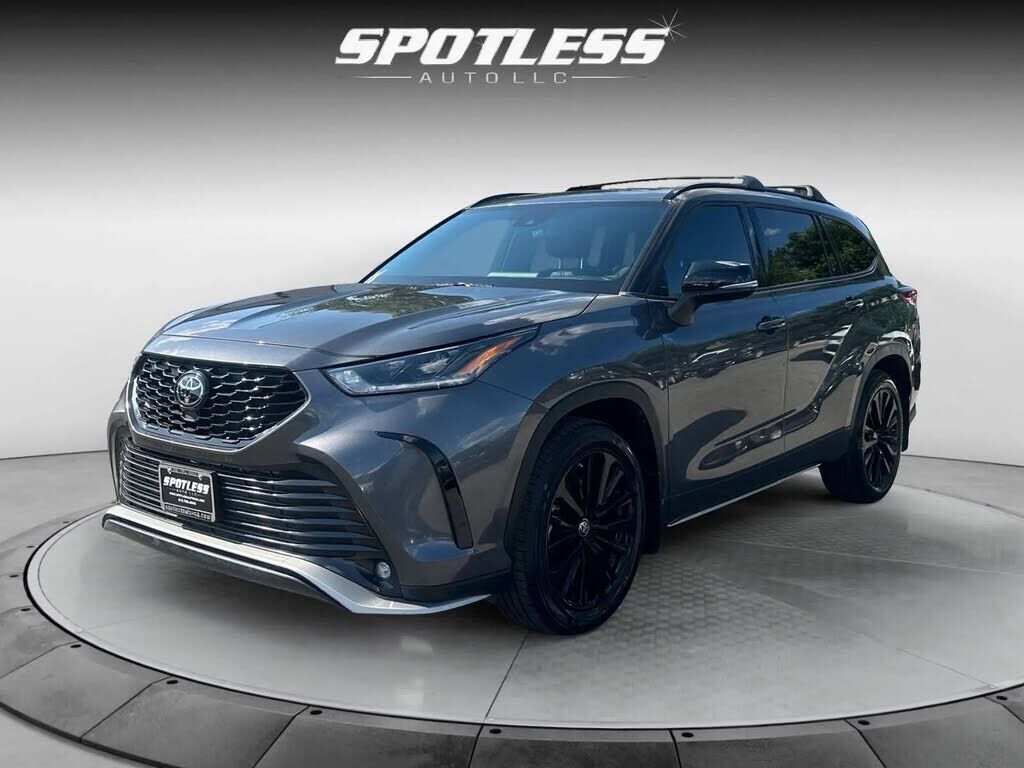 2023 TOYOTA Highlander